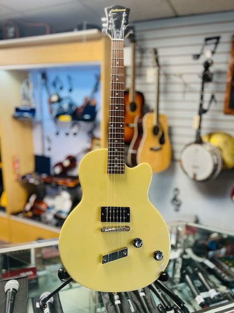 DeArmond M-55 electric guitar