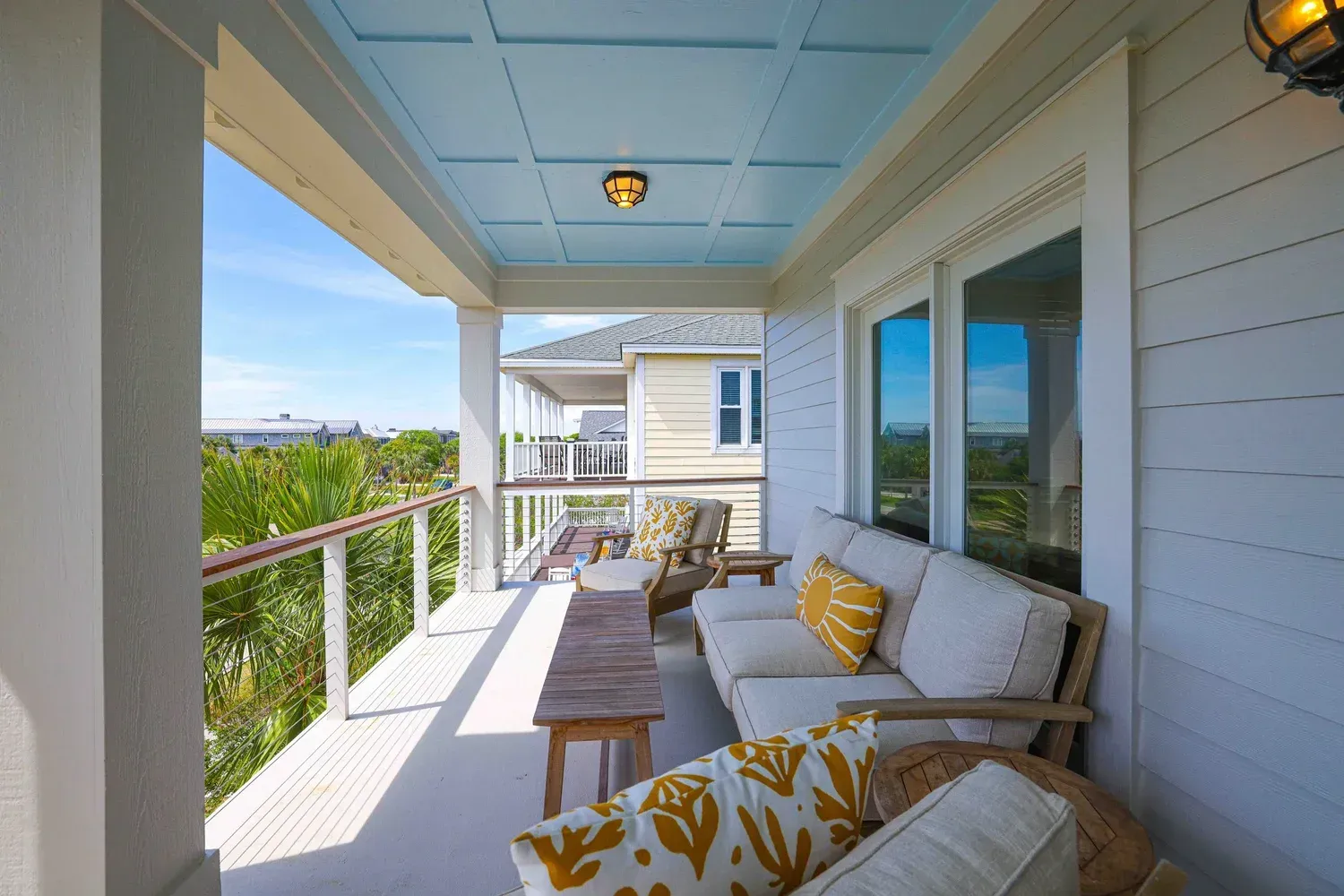 Sunlit luxury interior open-plan living room with Charleston views