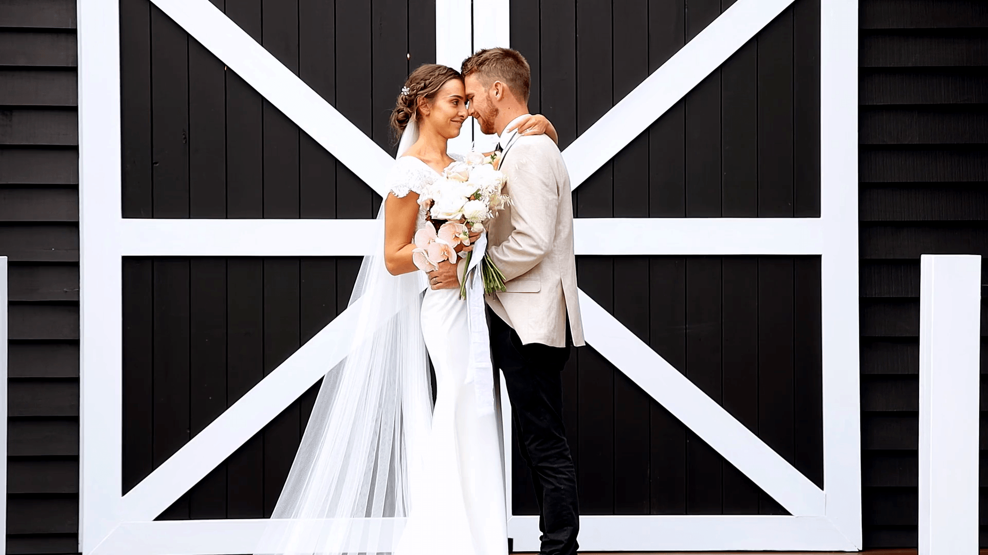 In Love Weddings
