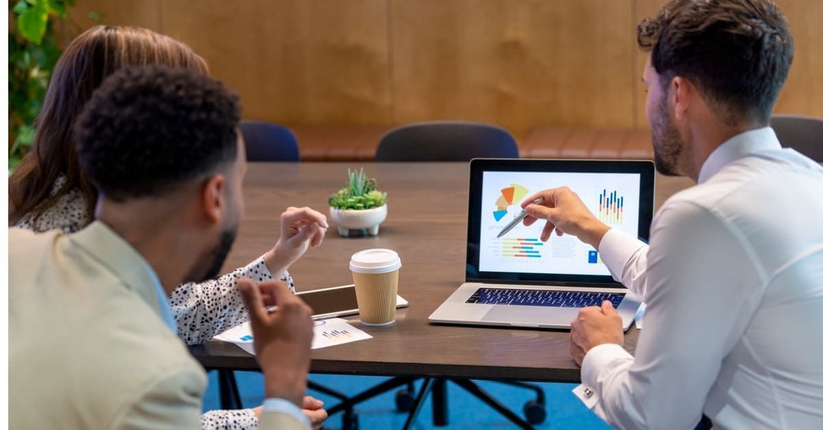 Mesurer et améliorer le taux de conversion des followers en clients