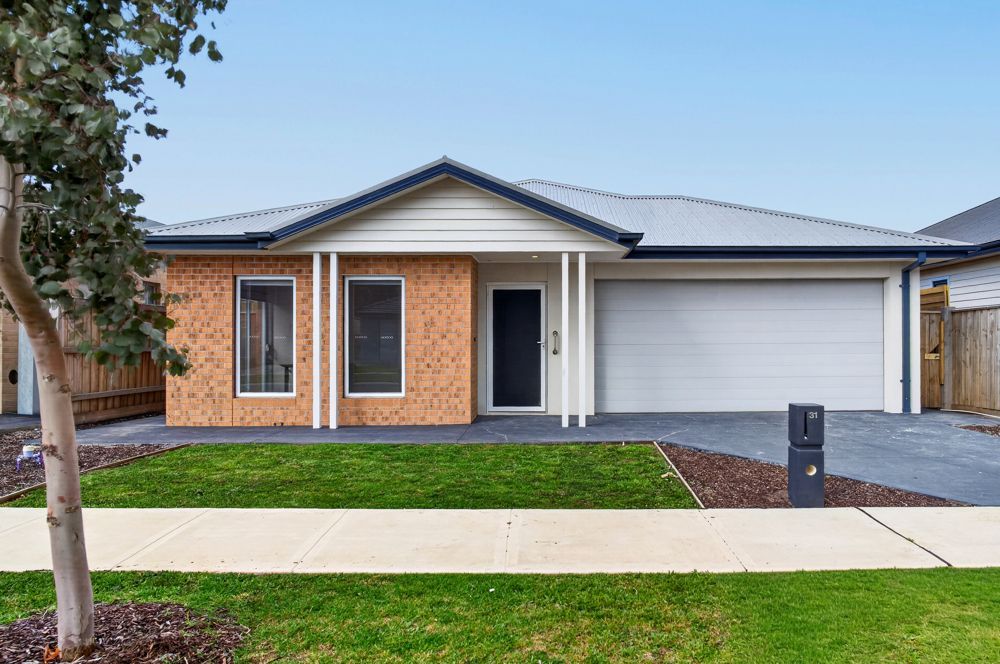 Two Independent Spaces on One Title | Robust with OOA | Furnished