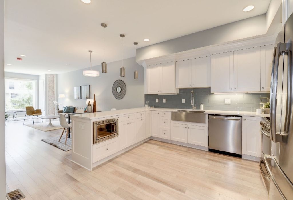 Kitchen Remodel by Master Tile Installers project photo 2