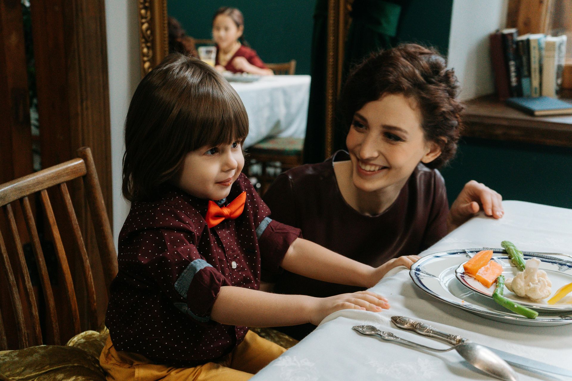 Child eating - ABA Therapy