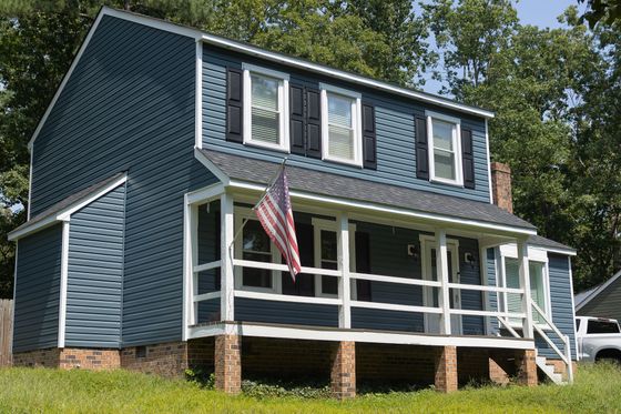 RETEX roof replacemetn in Mechanicsville VA. Certainteed Landmark Charcoal asphalt shingles.