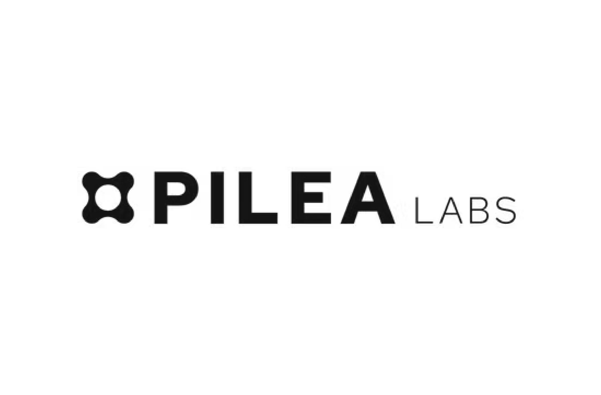 Logotipo da Pilea Labs em preto sobre fundo branco.