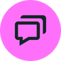 Ícone de balões de conversa em preto sobre fundo rosa circular.
