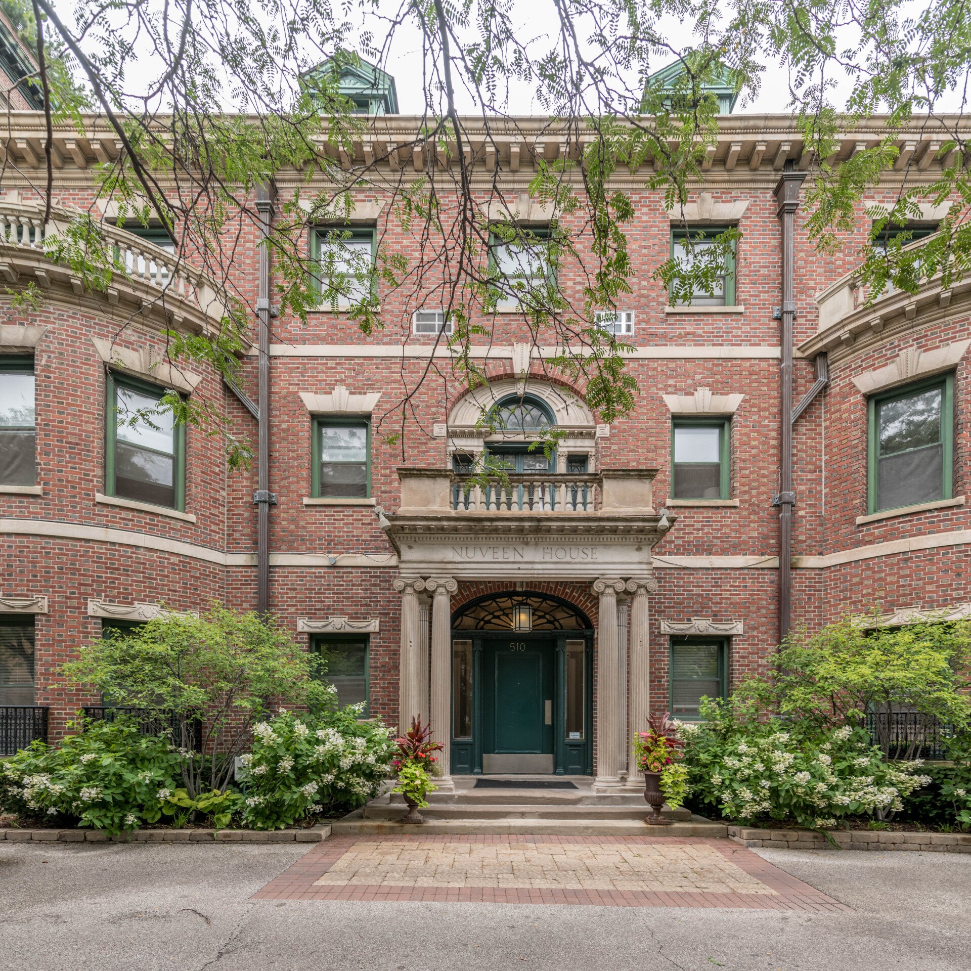 Apartments in Lakeview Chicago, IL Reside on Wellington