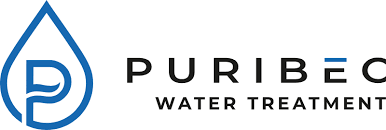 Logo de Puribec Water Treatment : goutte d’eau bleue avec un « P », texte noir sur fond blanc.
