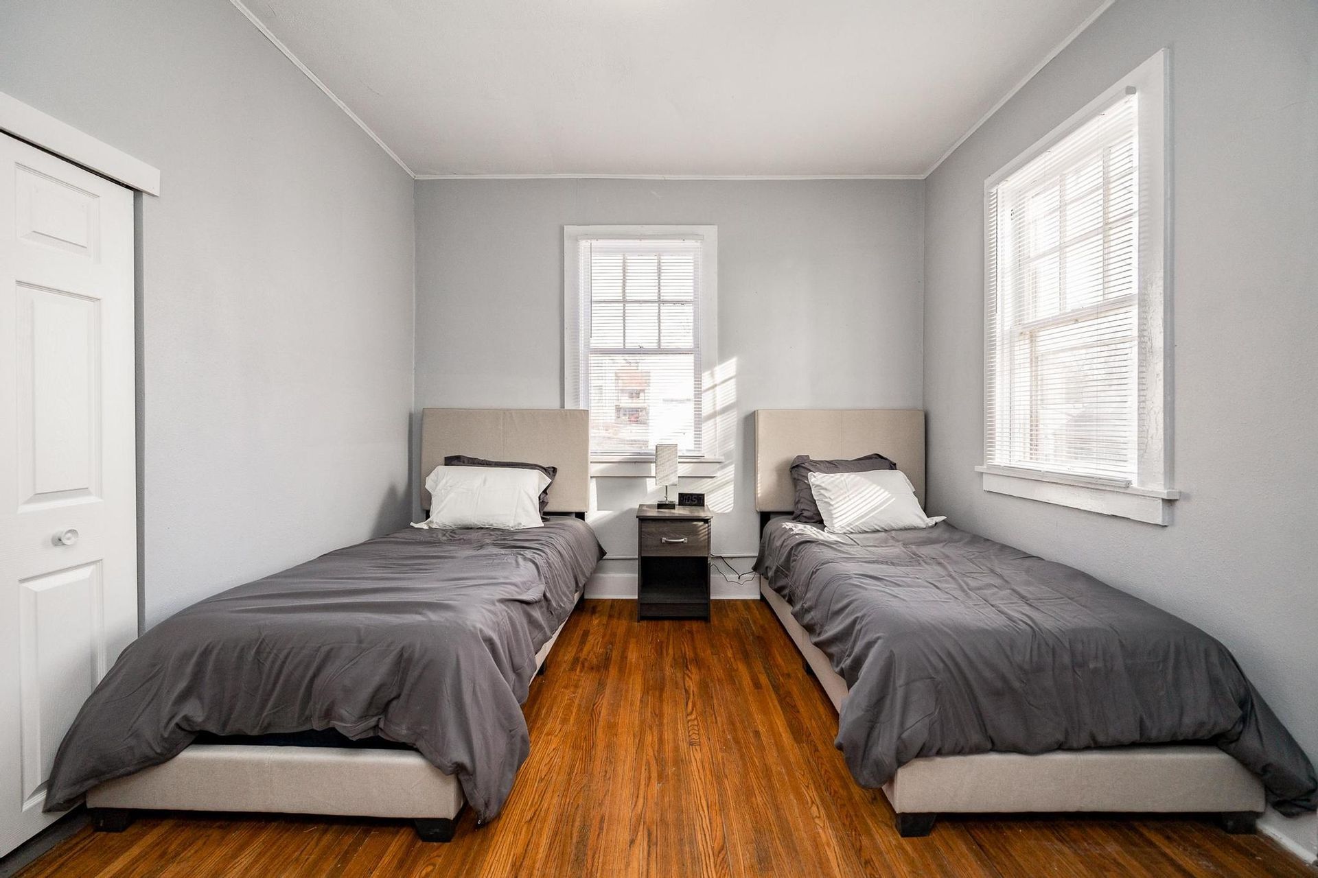Mount Vernon house double bedroom