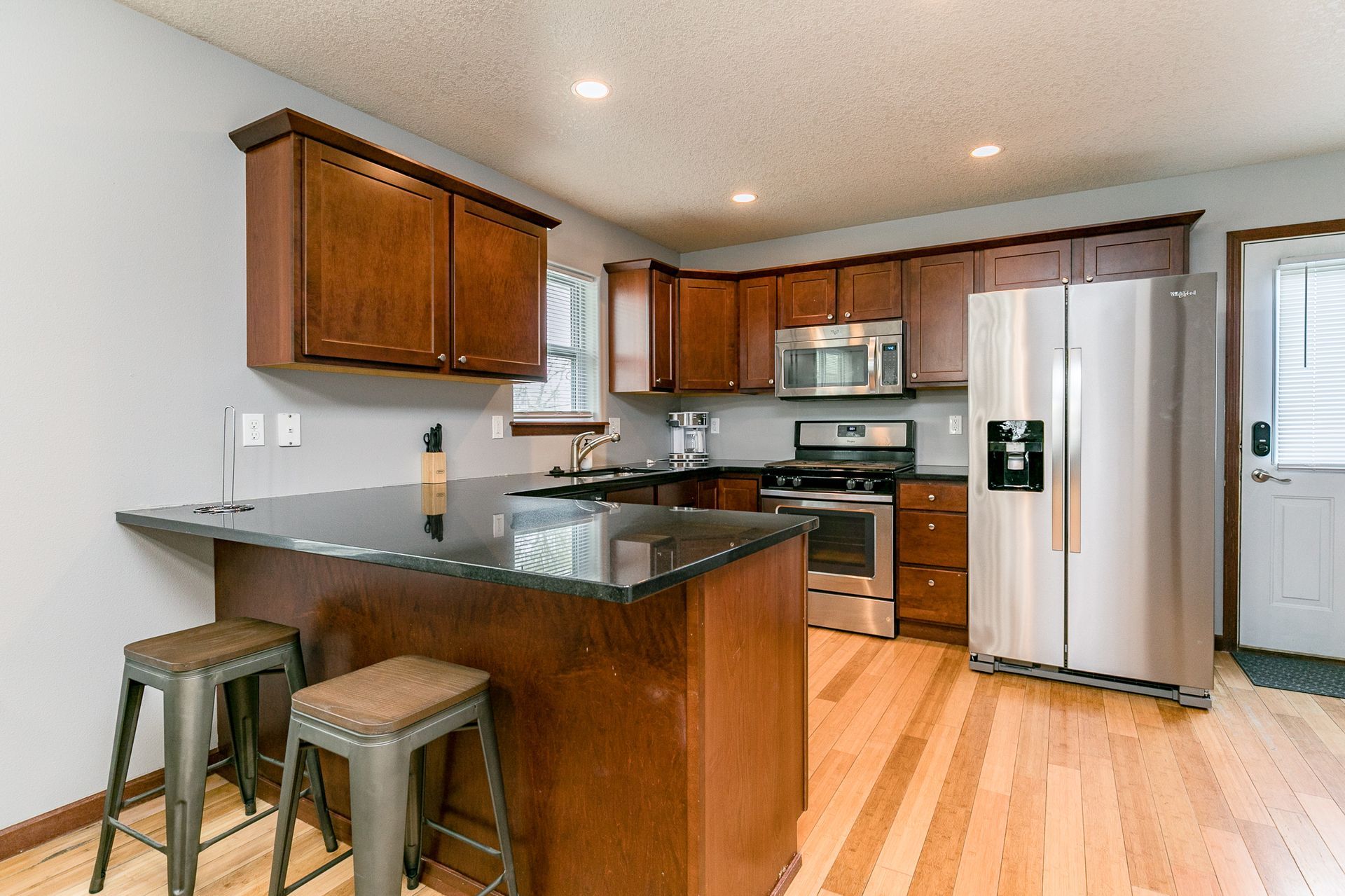 The Stadium House  kitchen appliances 2