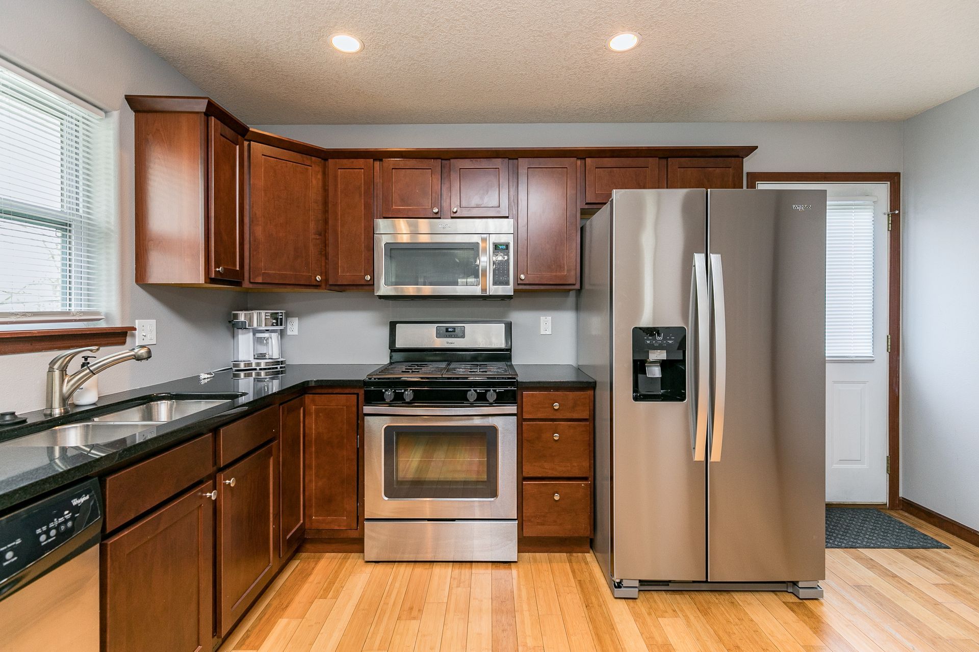 The Stadium House  kitchen appliances