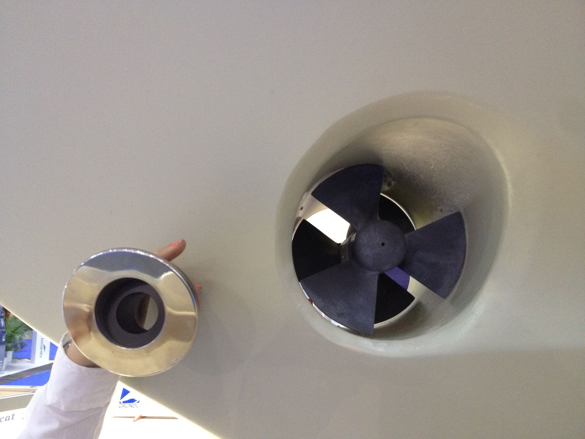 Comparing Jet Thruster nozzles with a conventional tunnel thruster