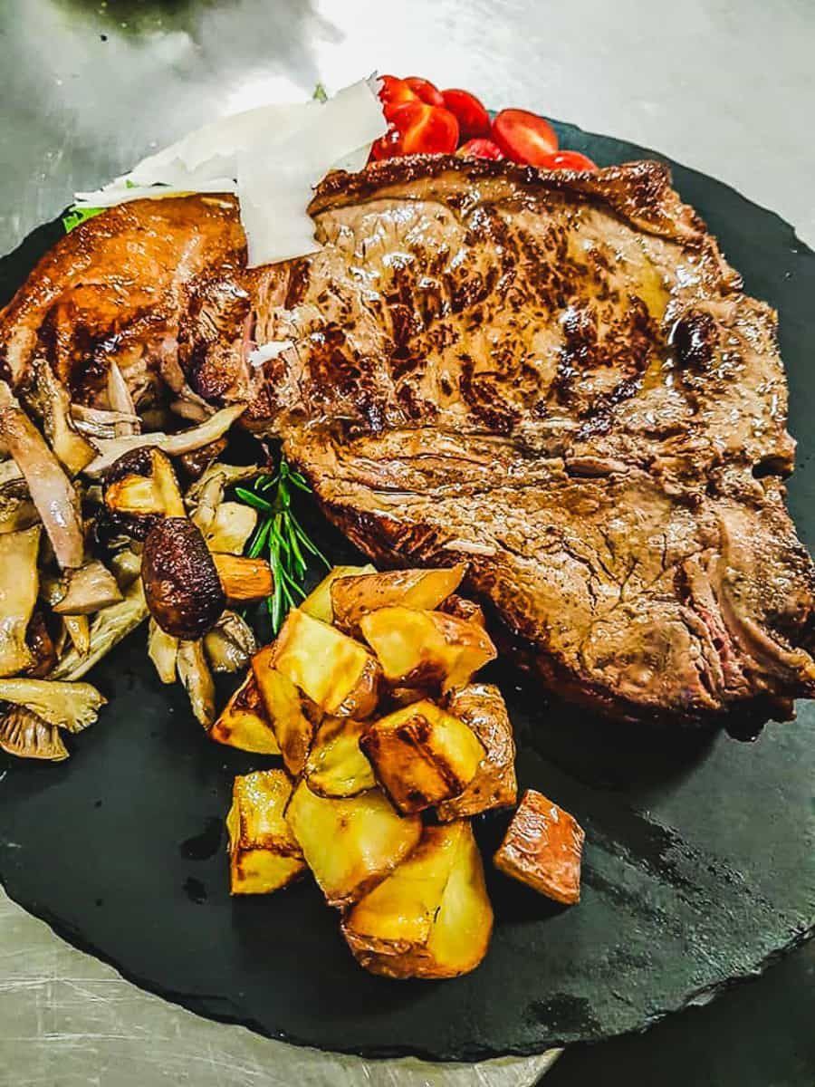 Grilled rib steak
