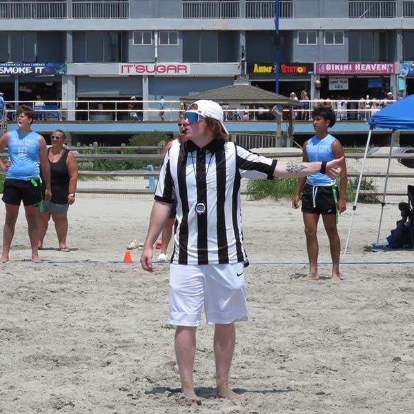 REFEREE