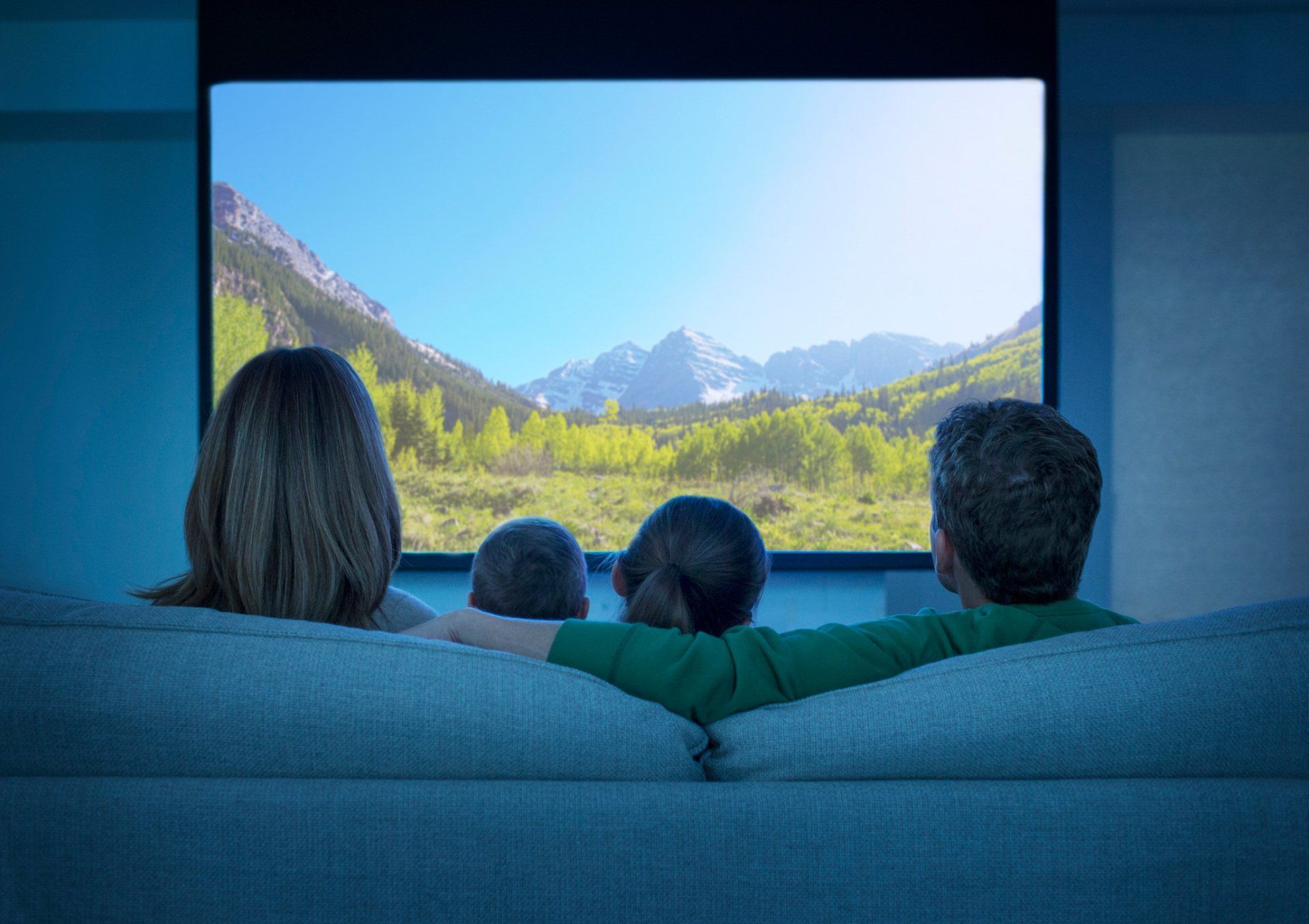 Family Watching TV | Central Coast, NSW | TVCR Help