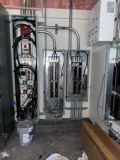A room with a lot of wires coming out of it