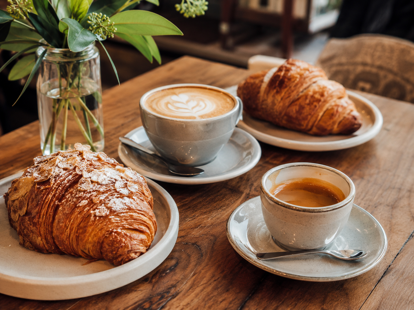 espresso bars with fresh pastries in Metairie LA