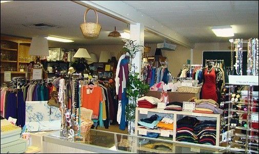 Inside RePete Boutique showing clothes, jewelry, and other goods available