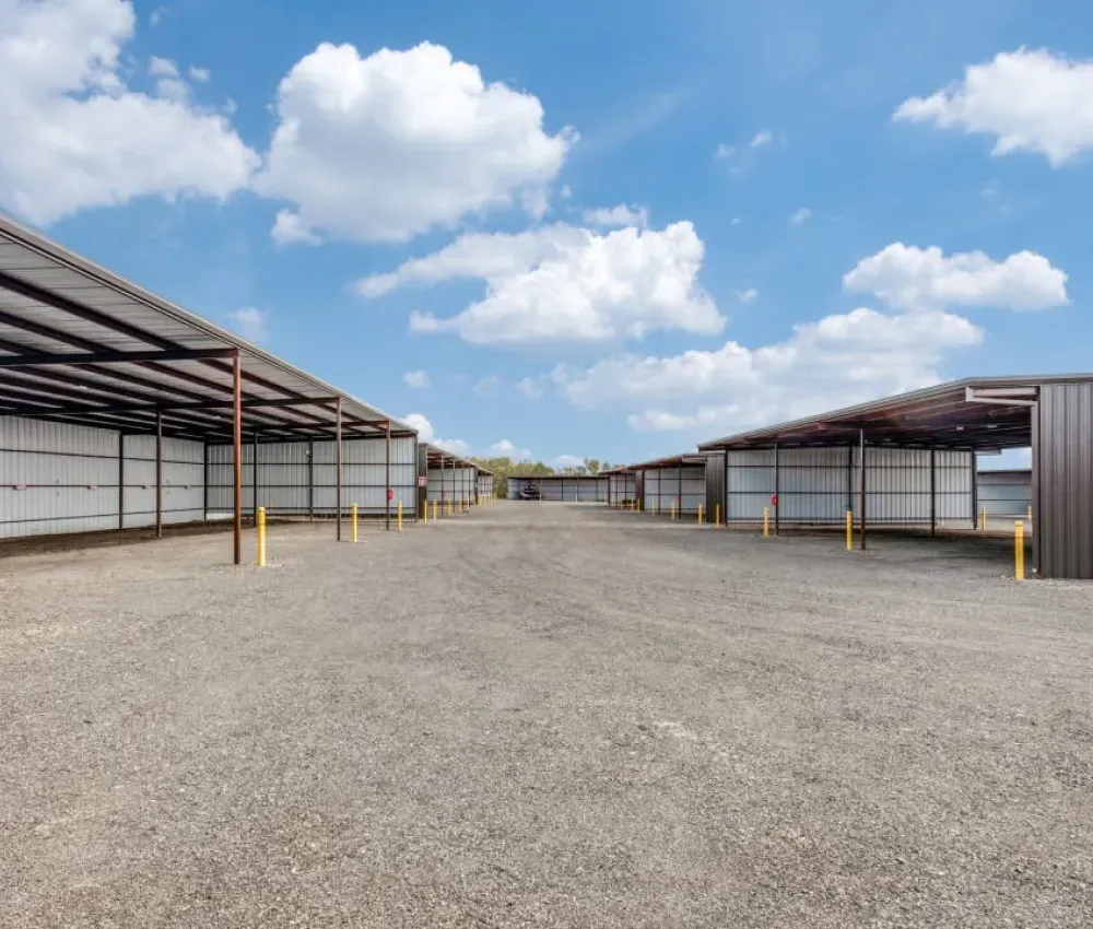 Boat and RV parking at Affordable Boat and RV Storage