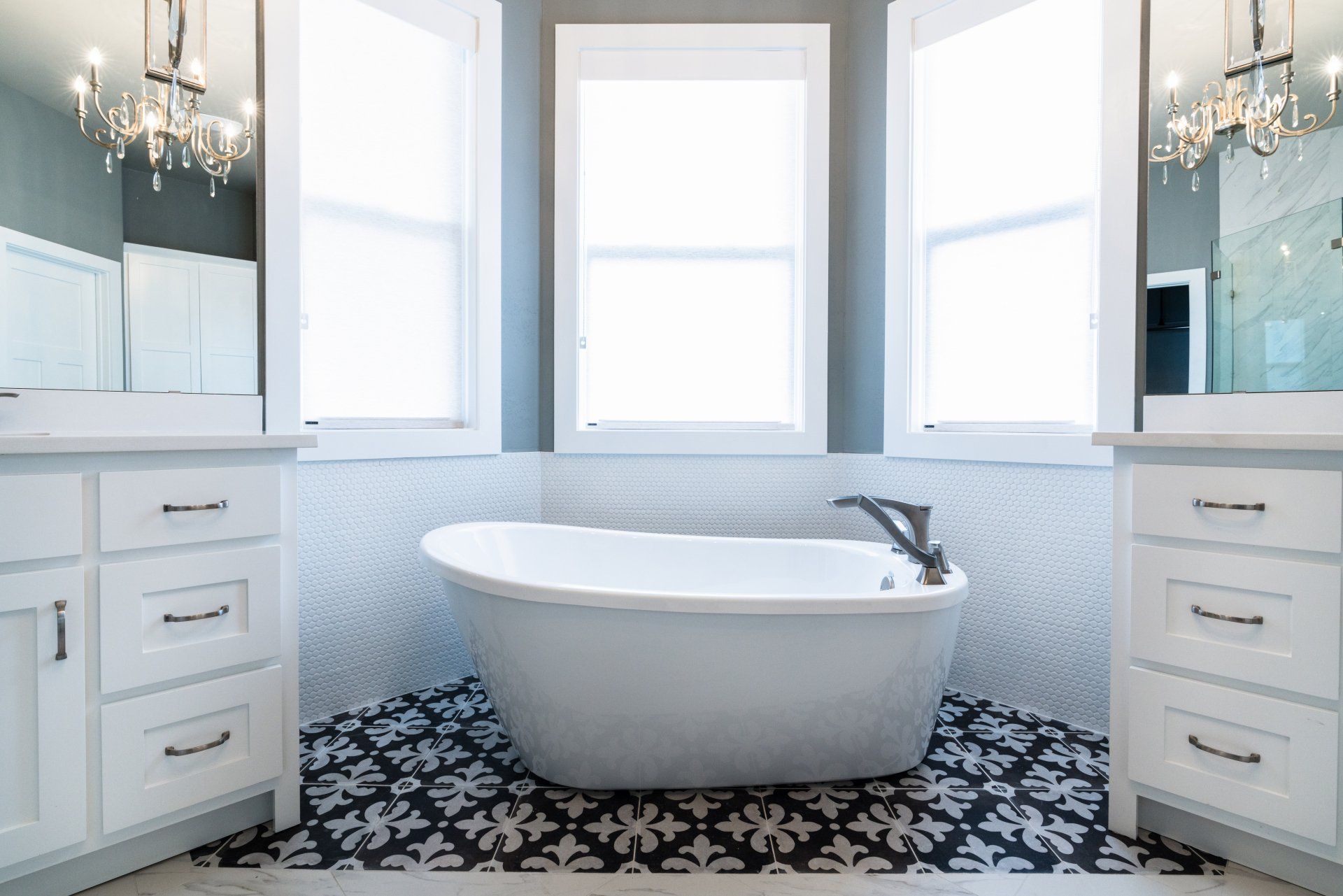 bathroom contractors in Bentonville, AR