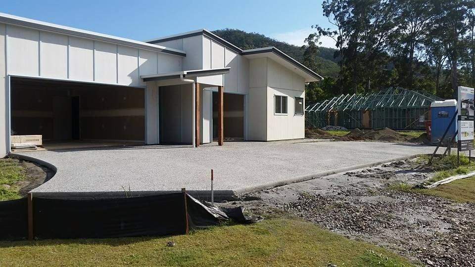 House That is Being Built With a Lot of Dirt in Front of It — Construction 33 in Caloundra, QLD