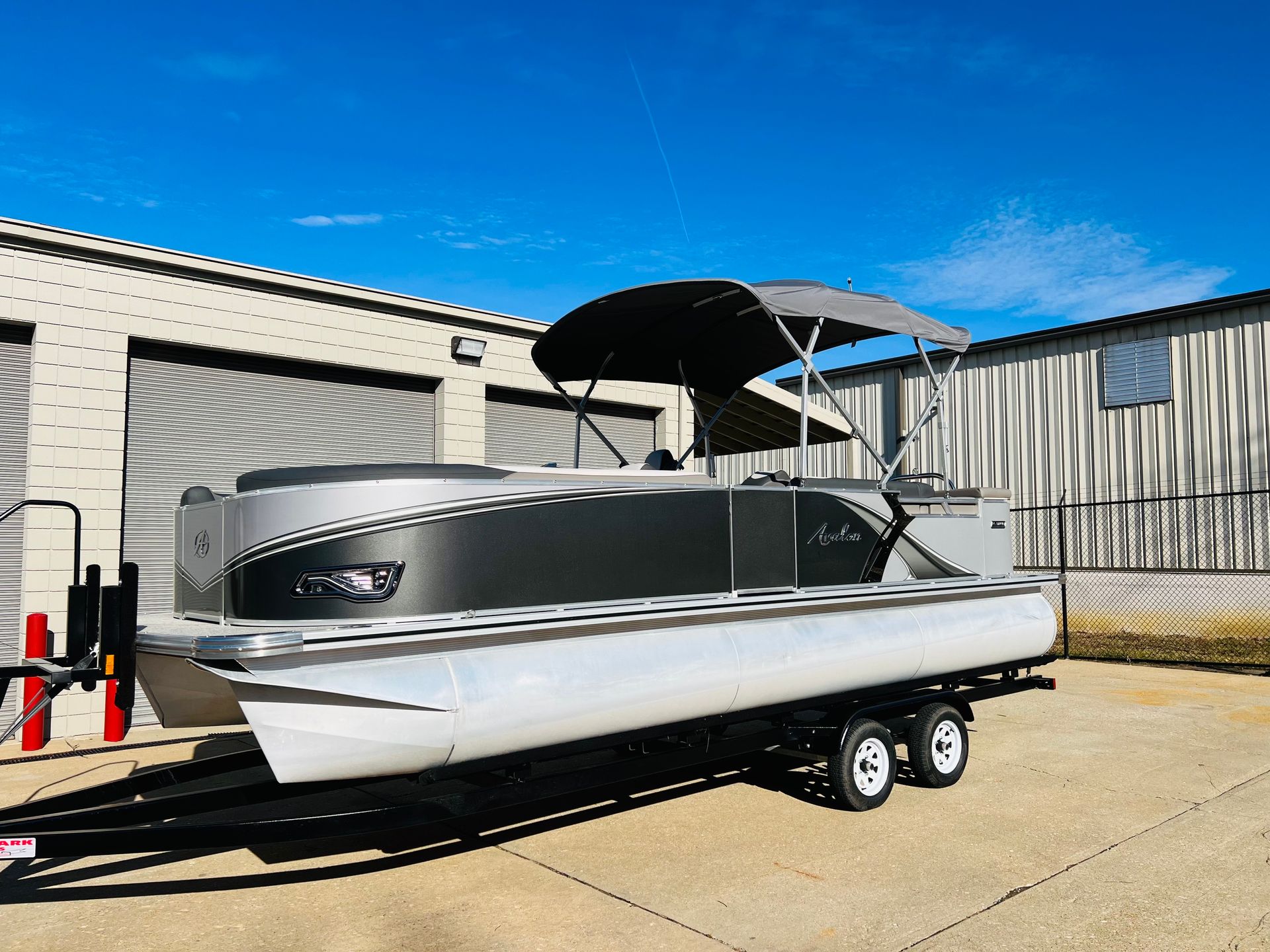 Boat Rentals Pontoon PWC Moutardier Marina