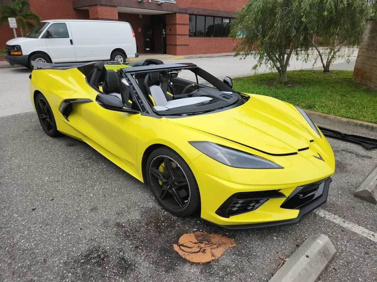 Sports Car Window Replacement — Crystal River, FL — Sasquatch Auto Glass