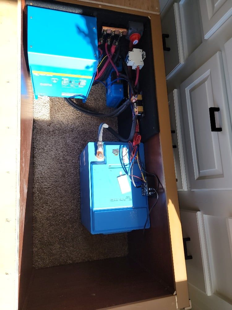 RV Off Grid Solar Specialists