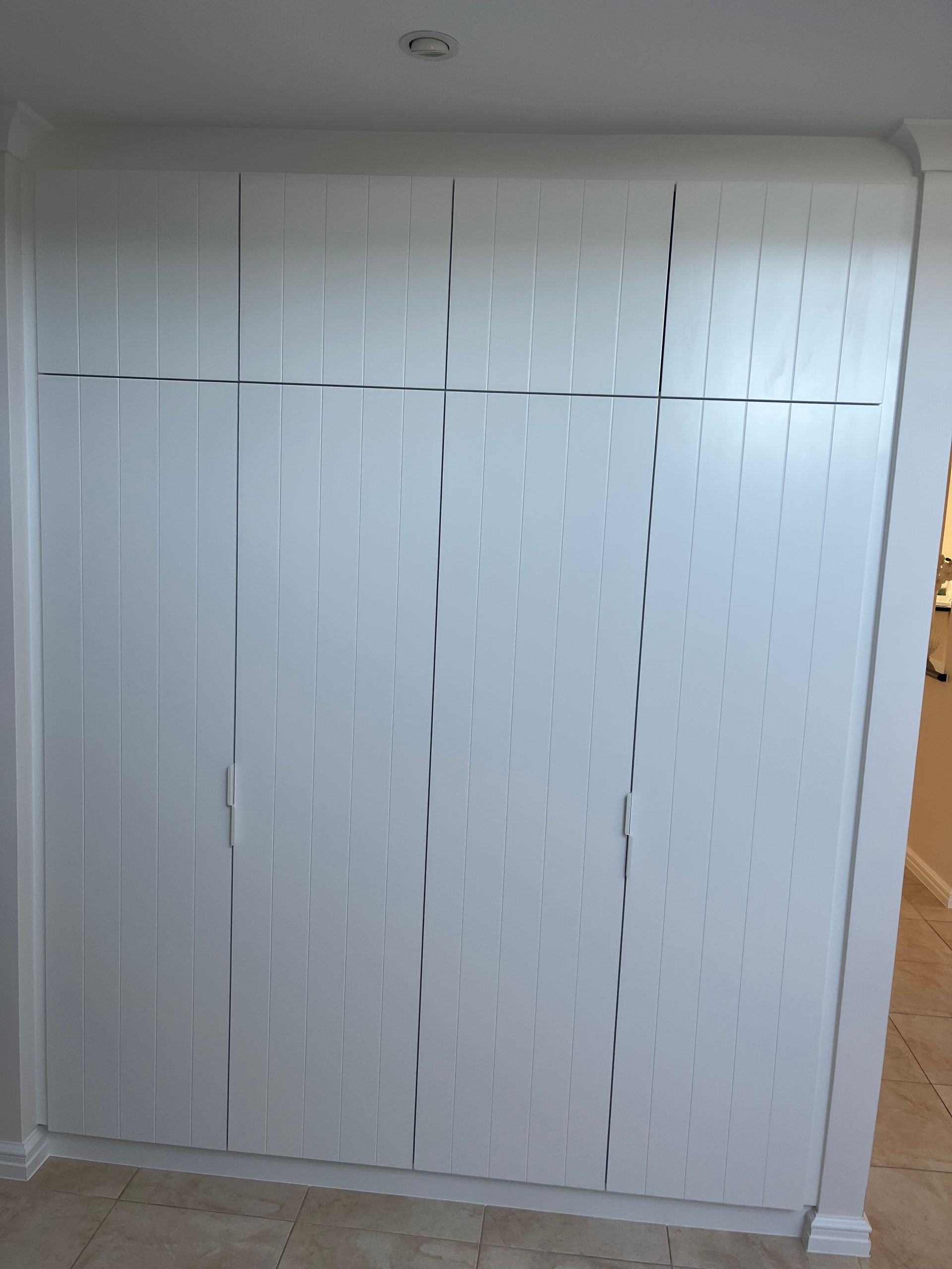 Wardrobe Vee Grooved Hinged Doors