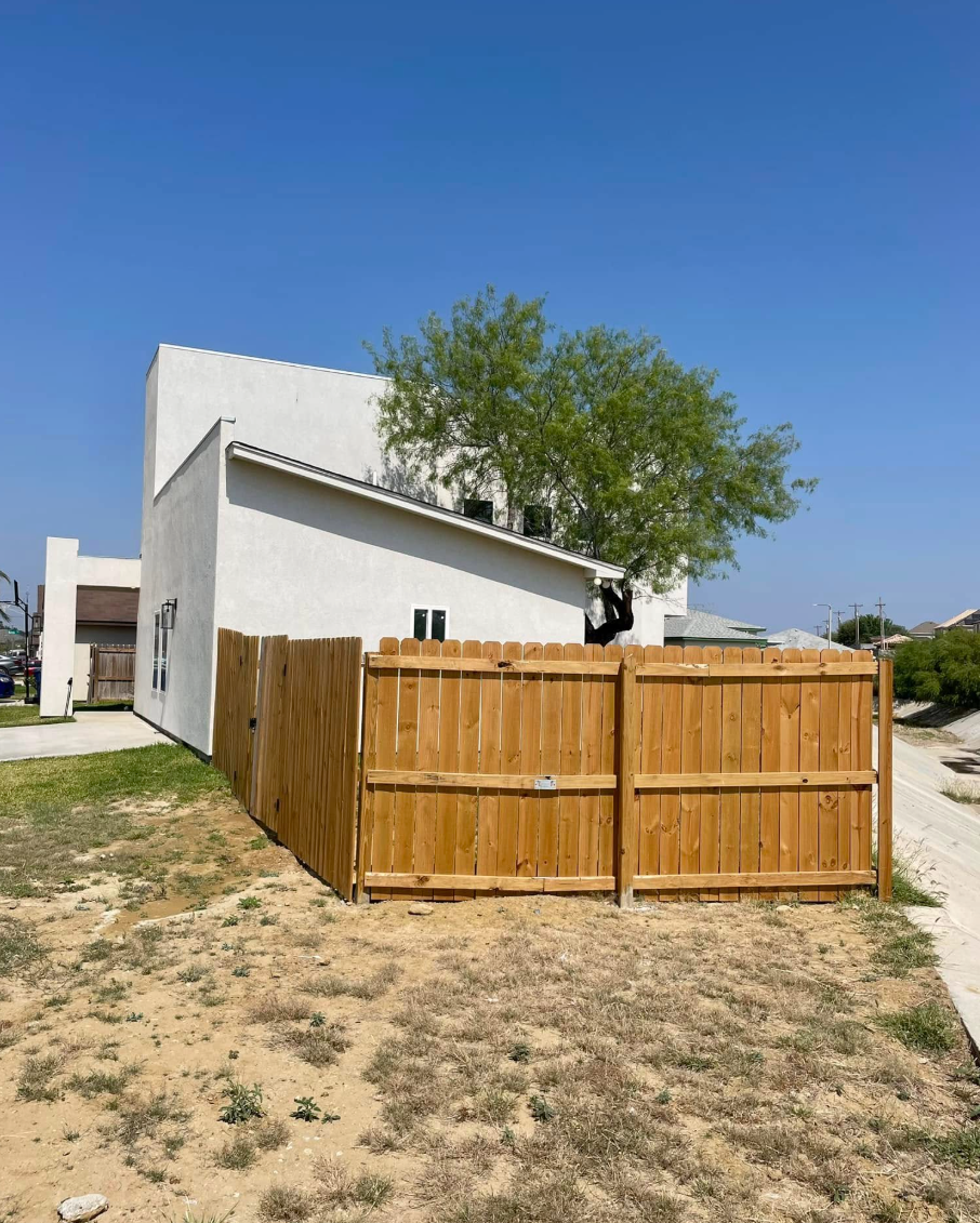 fence installation o'fallon