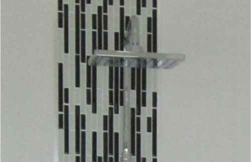 Floor and Tiling - bathroom in Rosslea, QLD