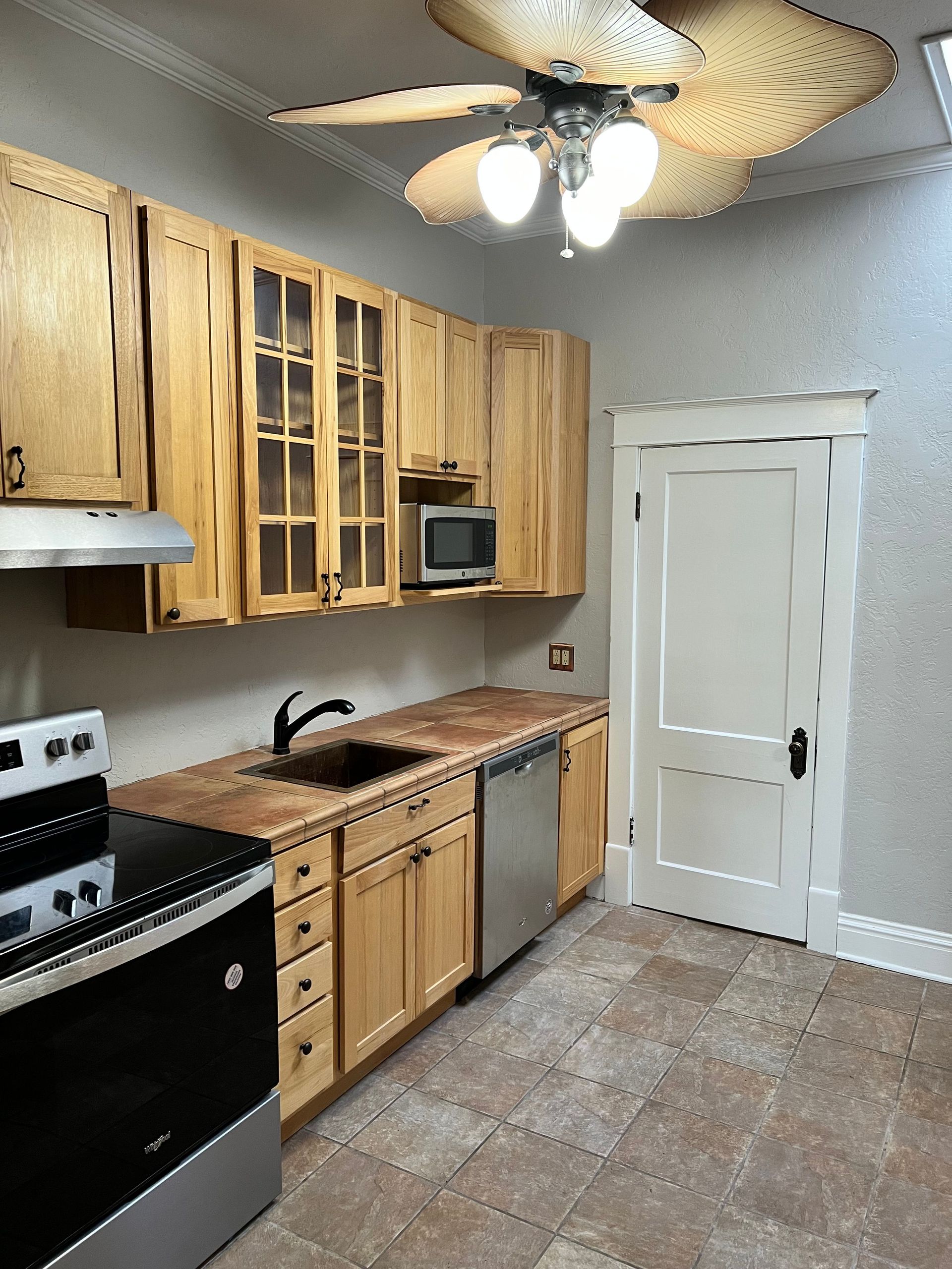 Rose Lofts 201 Kitchen