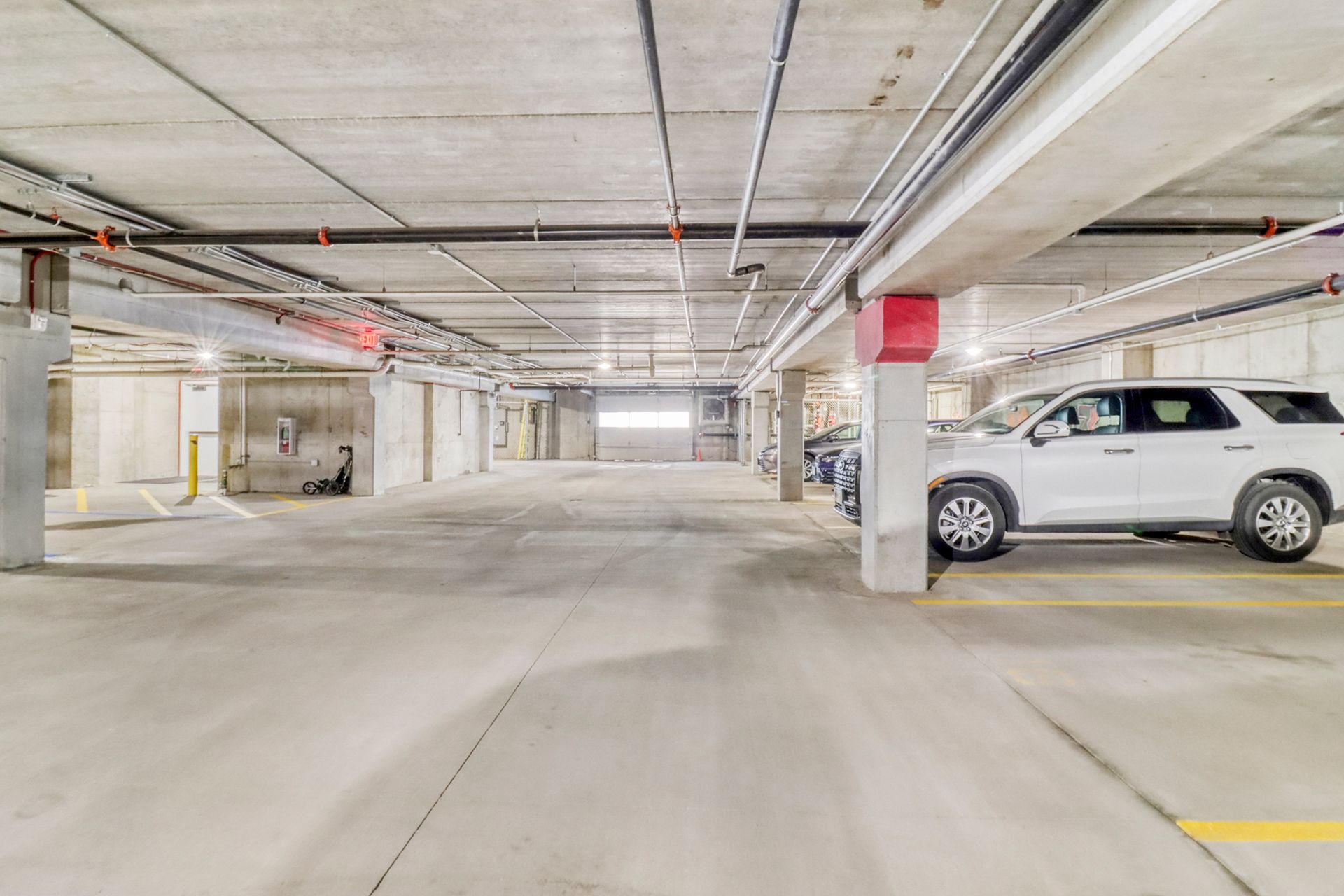 Vanne Underground Parking Garage