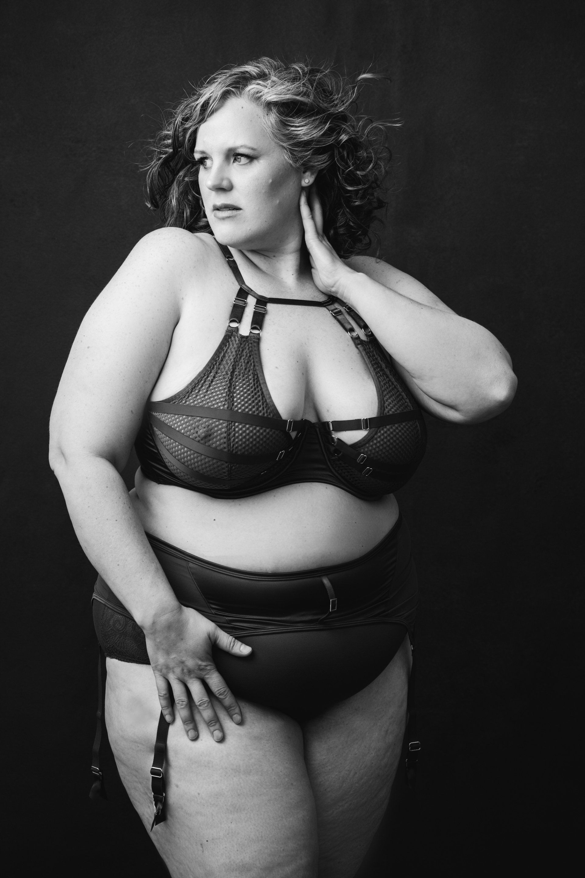 A woman posing for Boudoir photography.
