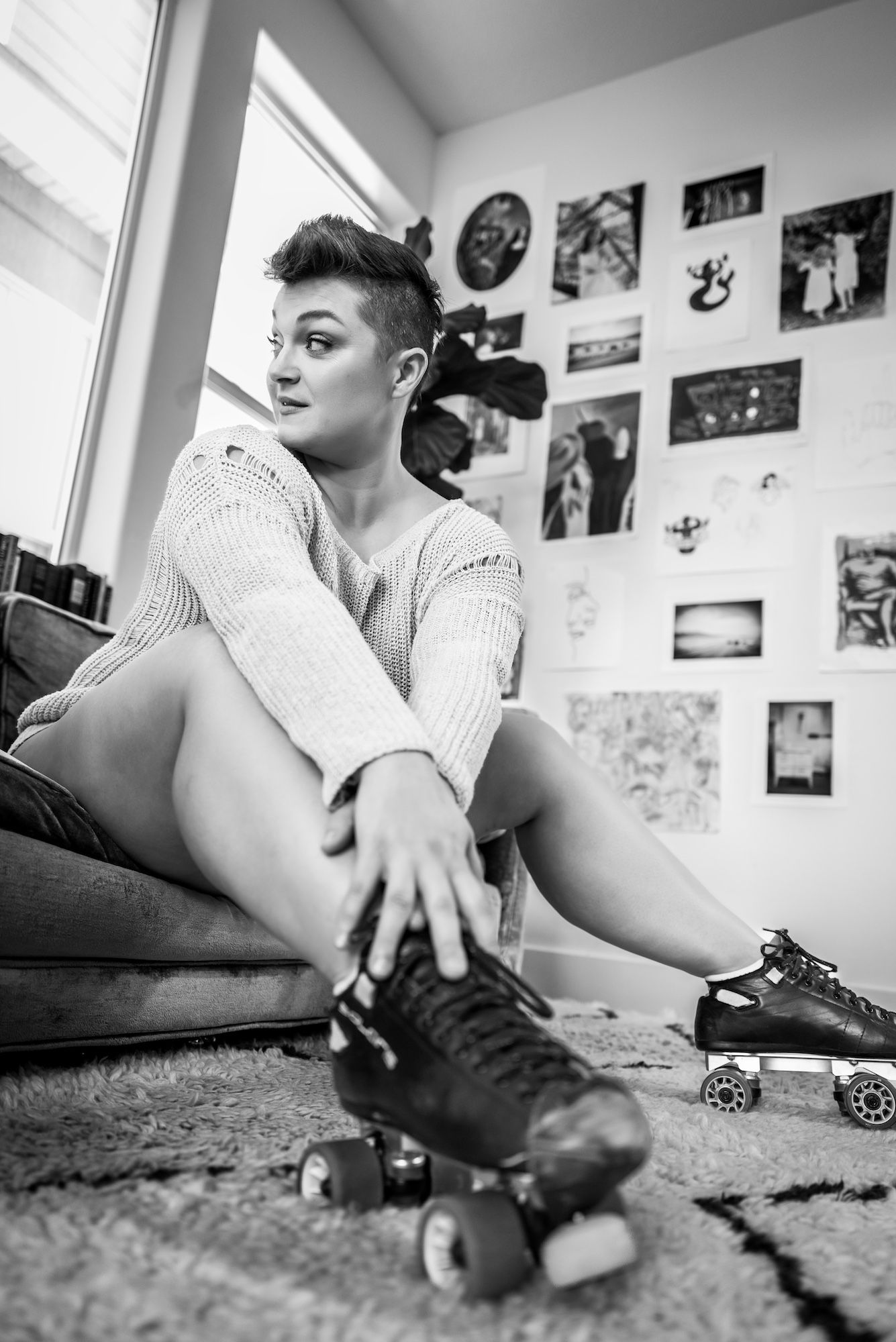 boudoir Photo shoot with roller skates Utah