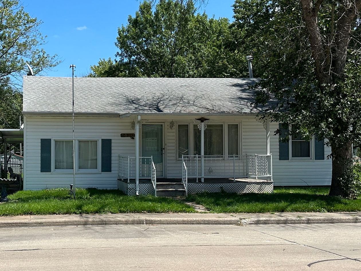 Atterberry Auction & Realty Co. Real Estate, Commercial & Personal