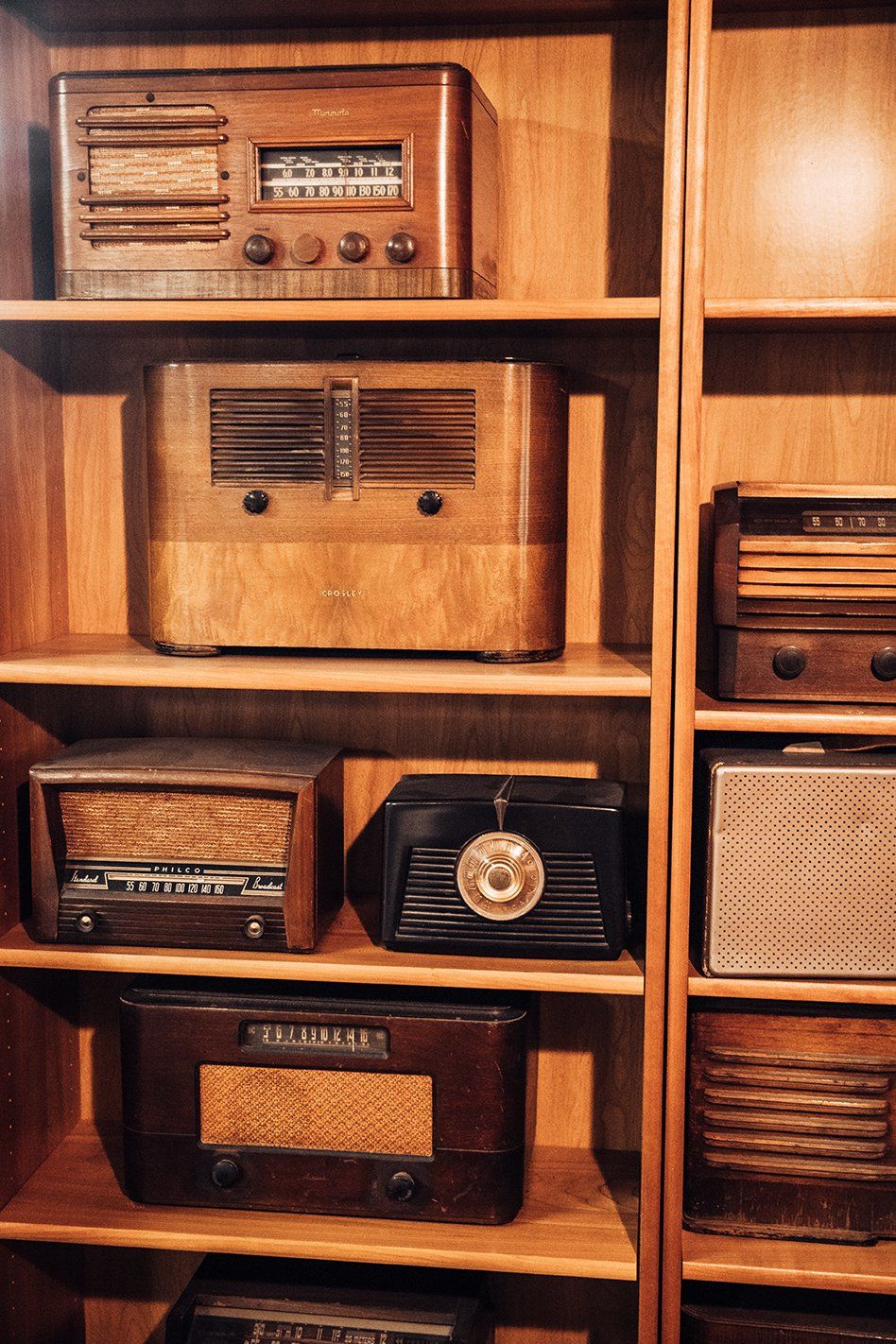 A Collection of Antique Radios Sold by Atterberry Auction & Realty Co. in Columbia, MO.