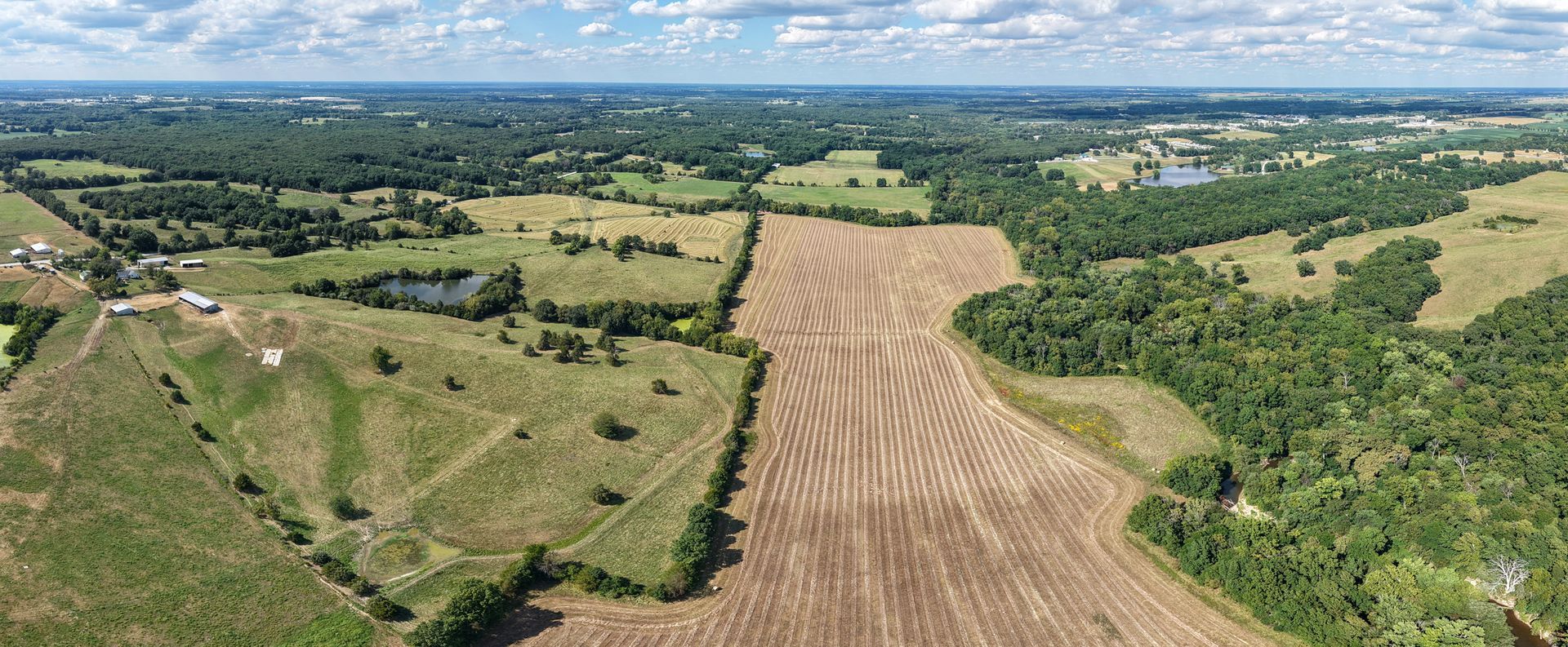 Sell Your Real Estate & Land With Atterberry Auction & Realty Company.