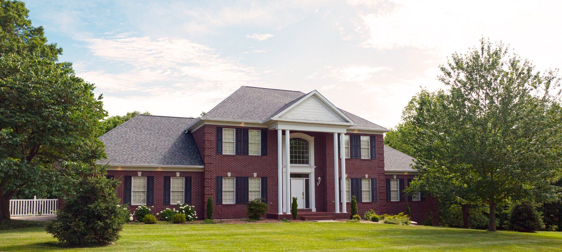 Atterberry Auction & Realty Co. Sells Residential & Commercial Real Estate at Auction in Missouri.