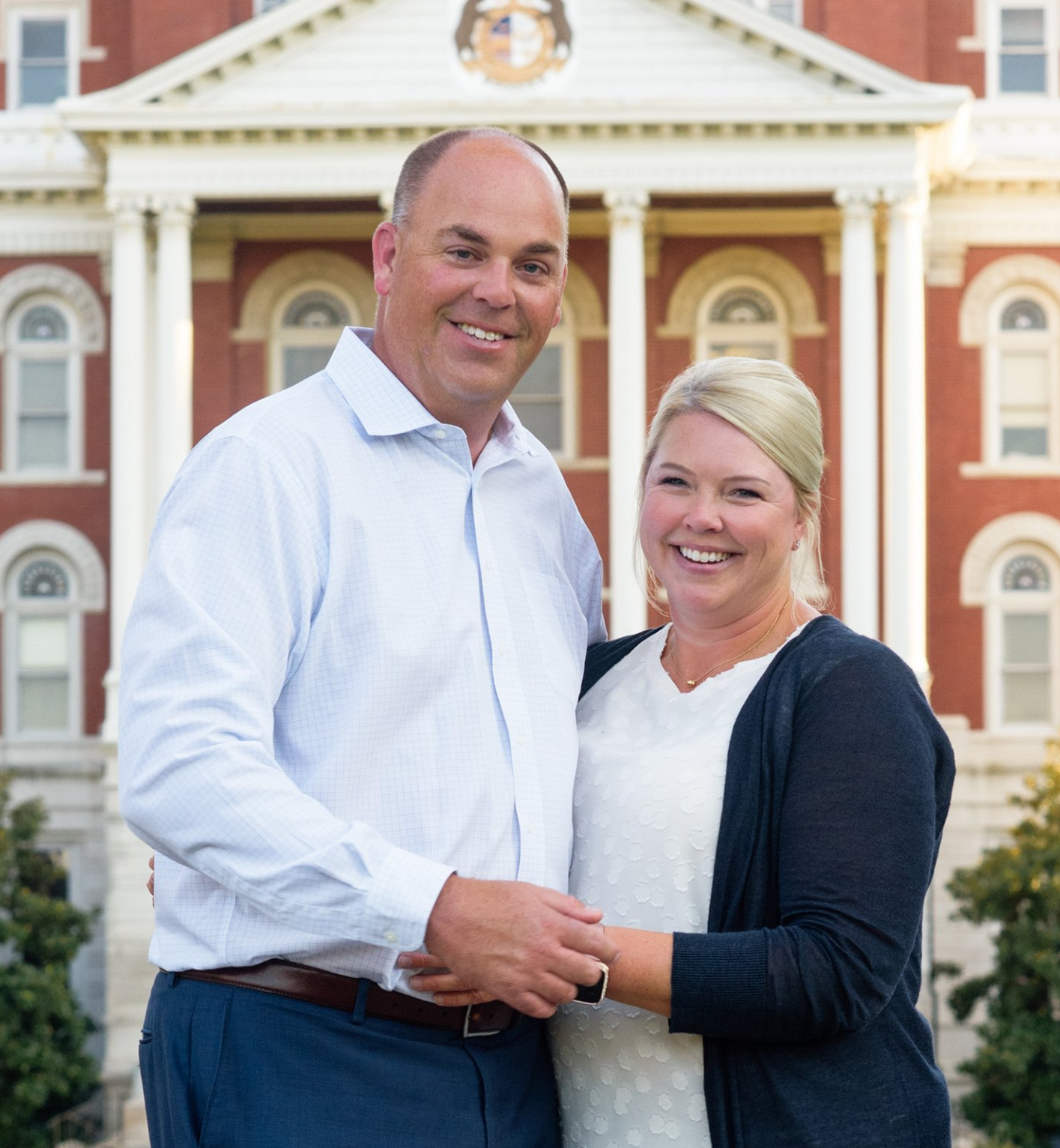 Atterberry Auction & Realty Company Owned & Operated By Tim & Crystal Elliott