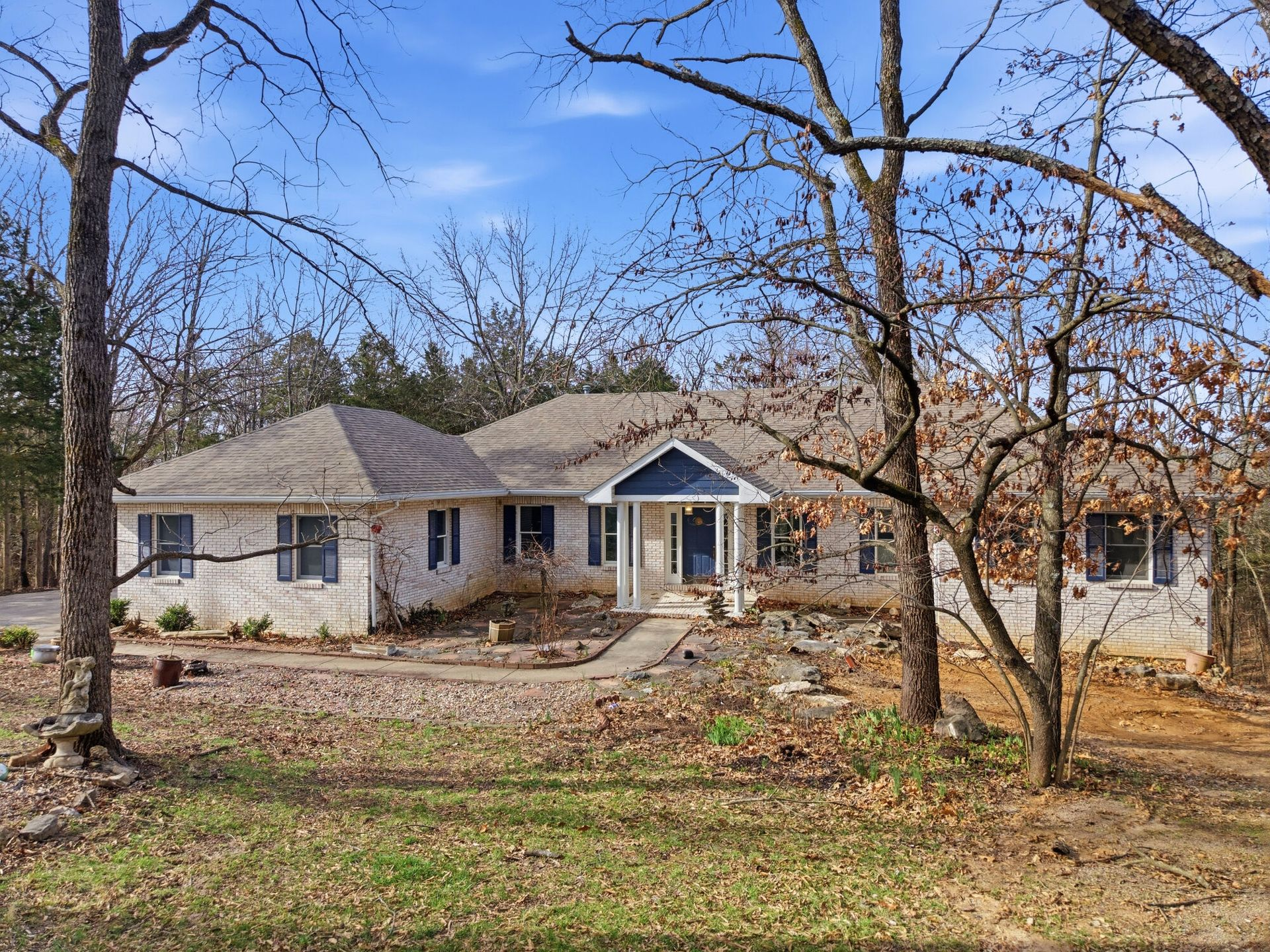 Buy & Sell Real Estate At Auction With Atterberry Auction & Realty Company.
