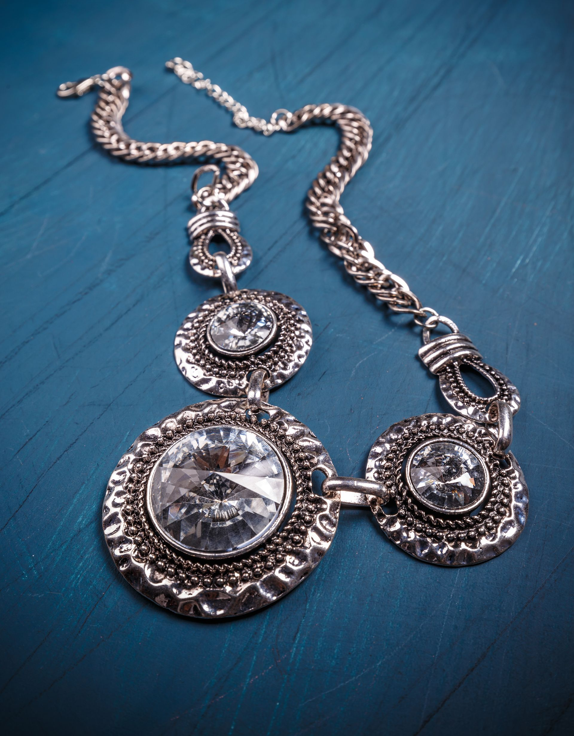 Atterberry Auction & Realty Company Can Help You Sell Collectibles & Property in Fayette, MO.