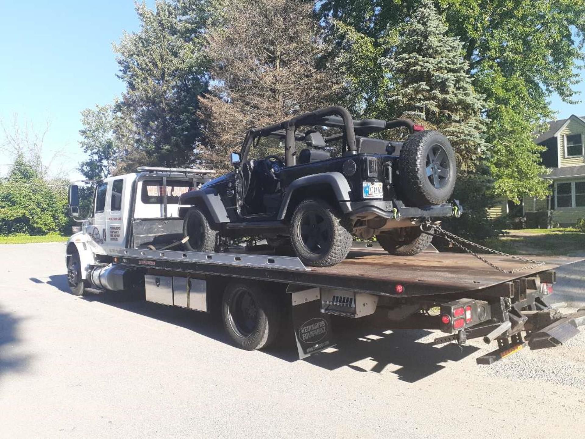 Jeep Towing Services - JR's Services And Recovery LLC
