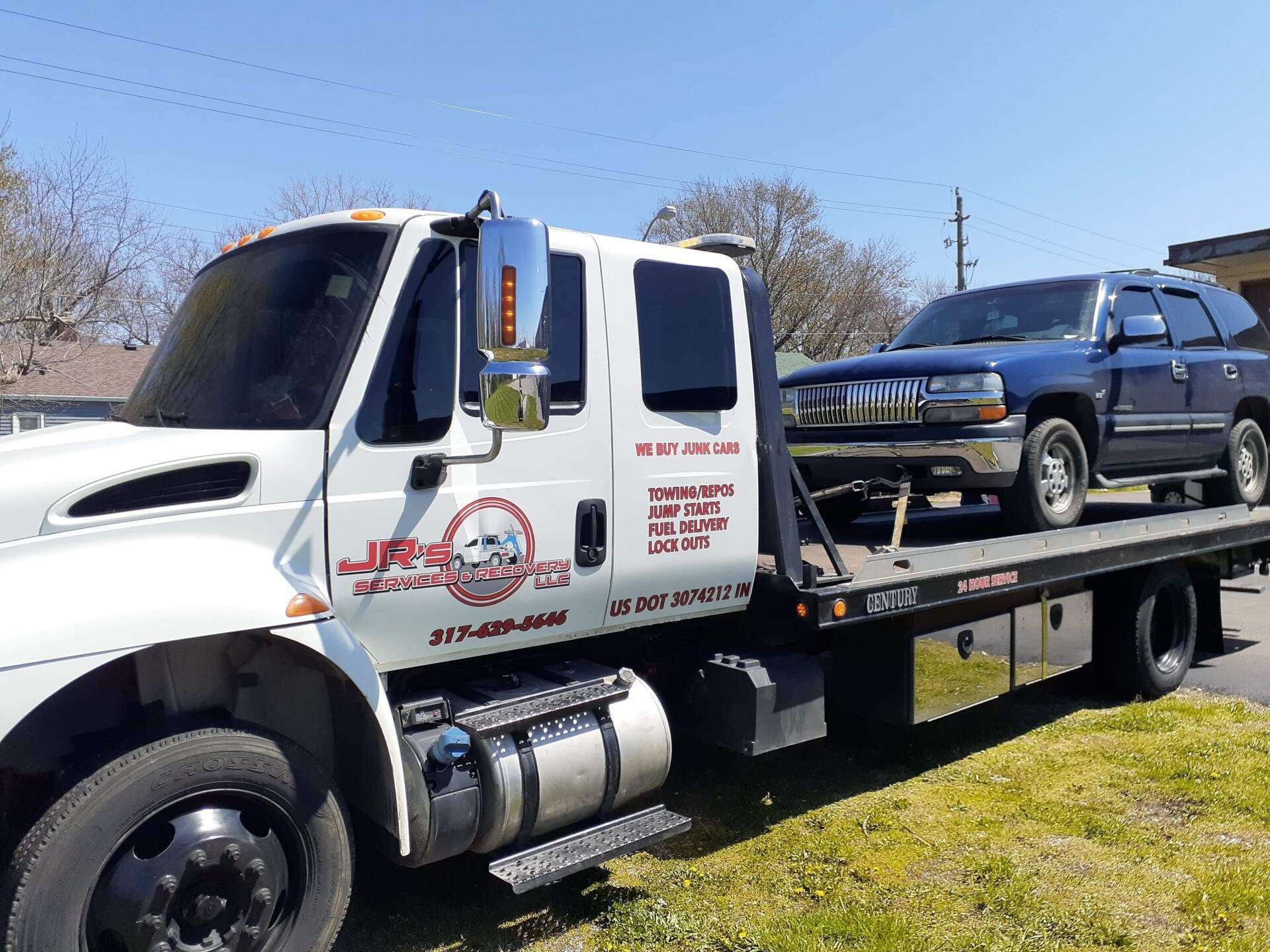 JR's Services And Recovery Rollback Truck - JR's Services And Recovery LLC
