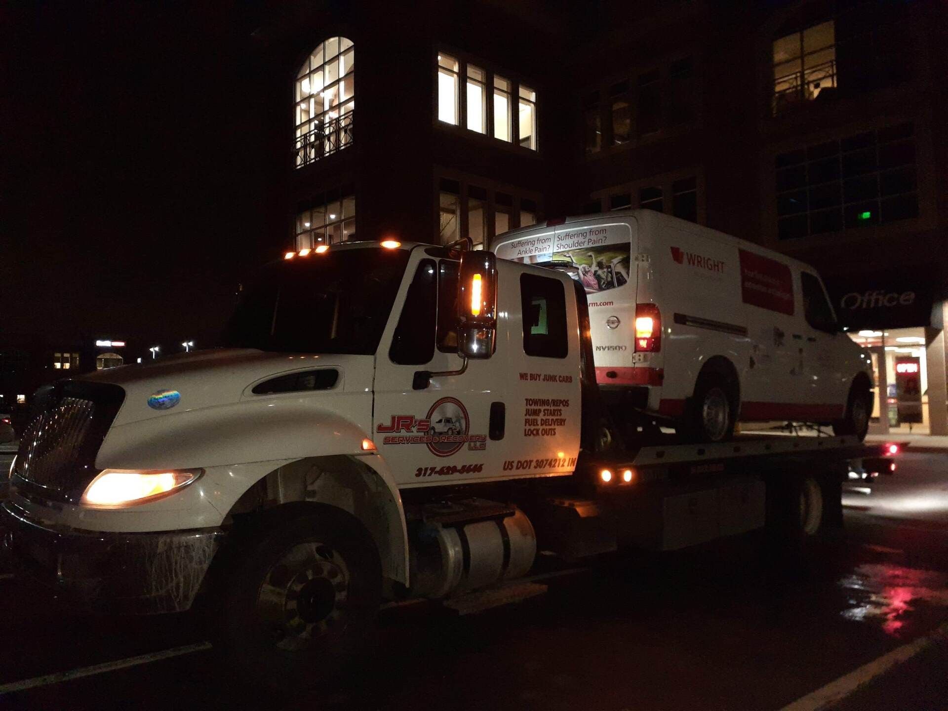 JR's Services & Recovery Towing Truck - JR's Services And Recovery LLC
