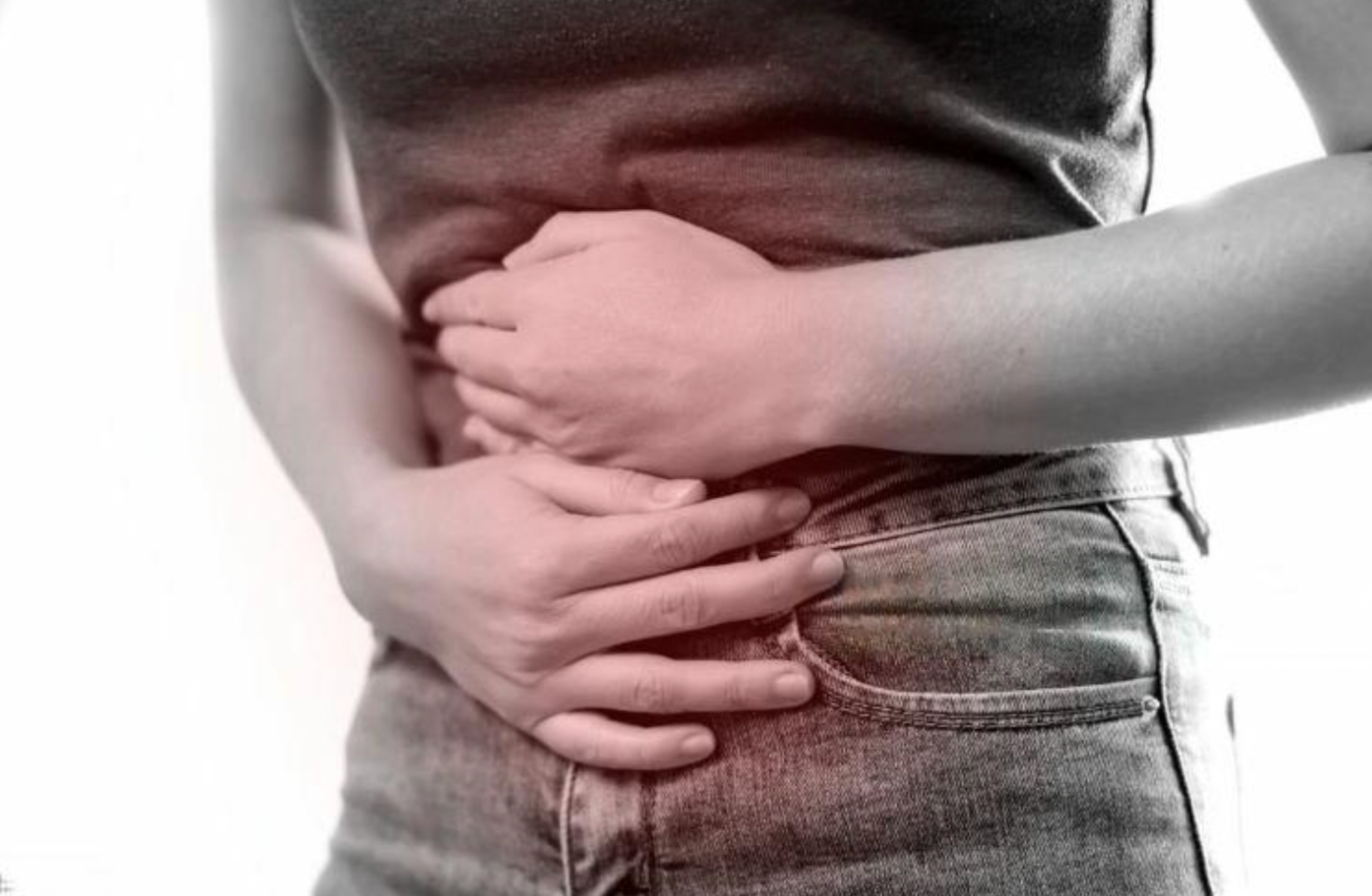 因消化系統不好而腸胃炎的男性