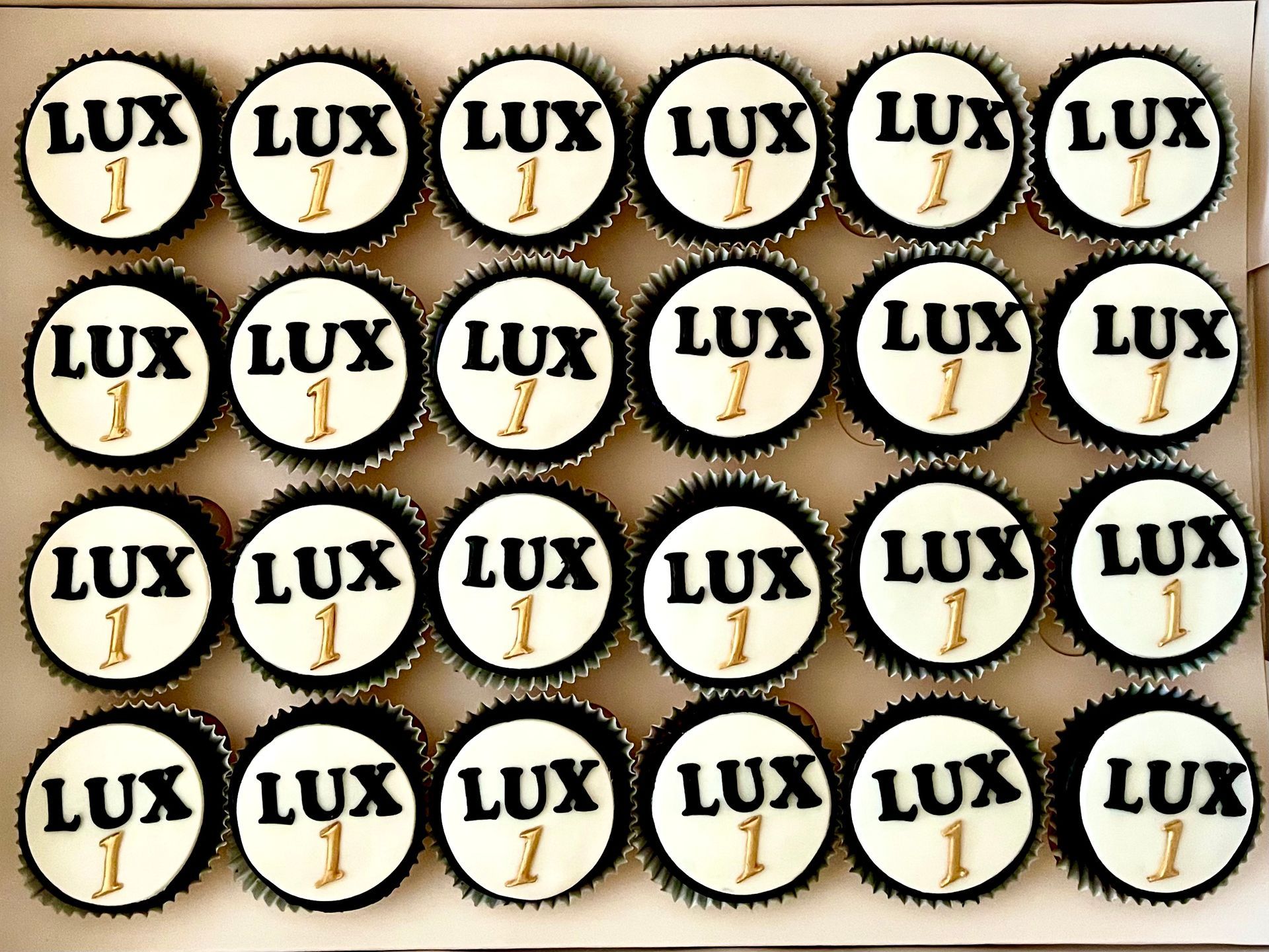 Cupcakes, Celebrating a local business 1st birthday