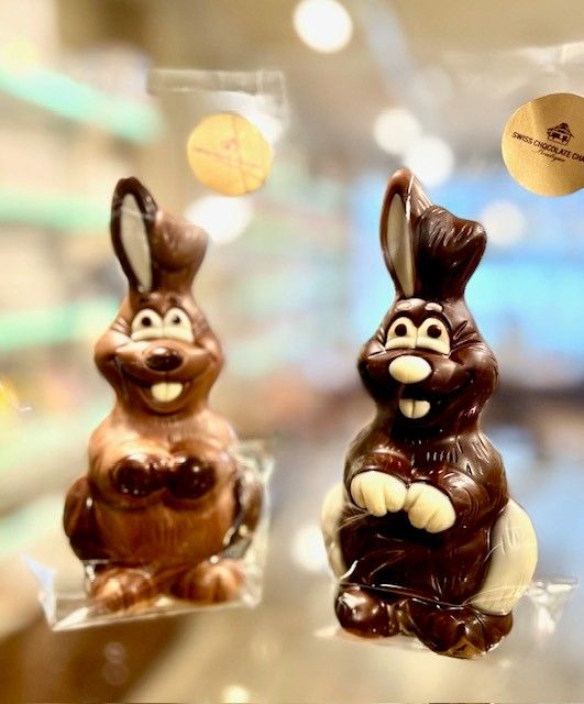 Die besten Milchschokolade und dunkle Schokolade Geschenke in Swiss Chocolate Chalet