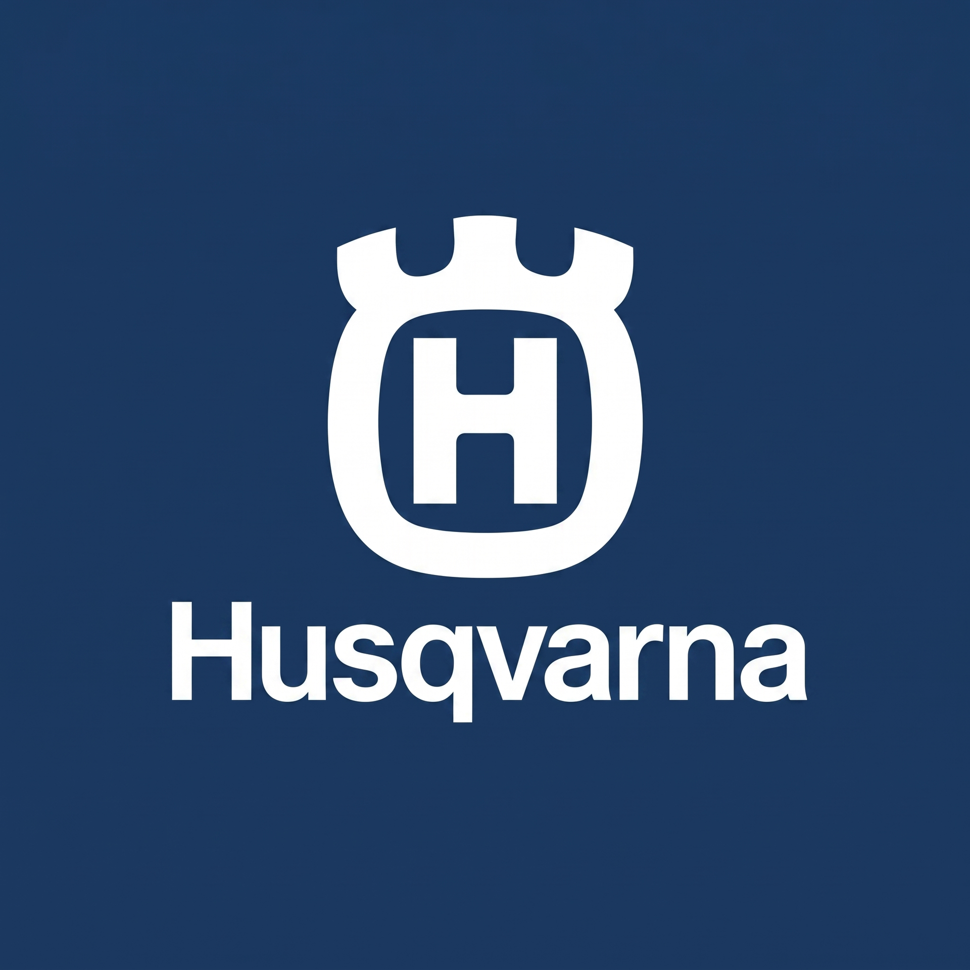 Logo Husqvarna en blanc sur fond bleu foncé.