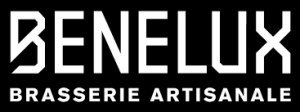 Le logo de la brasserie artisanale benelux est blanc sur fond noir.